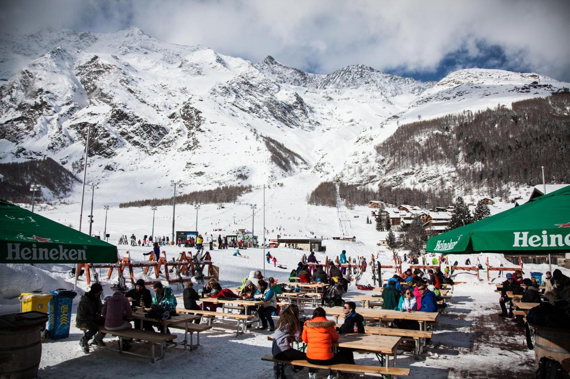 Hotel The Larix Ski-In Ski-Out Saas Fee Kültér fotó