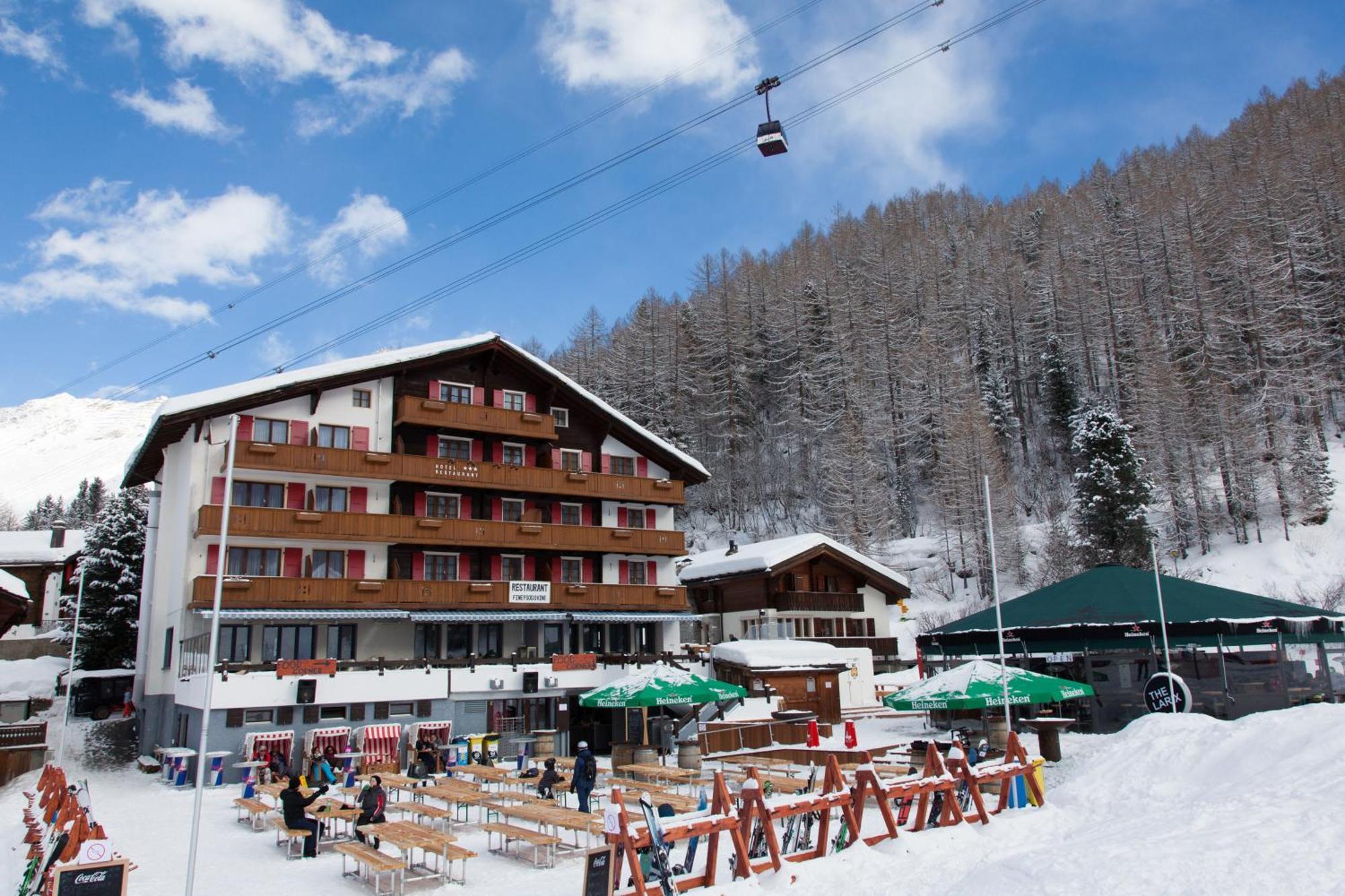 Hotel The Larix Ski-In Ski-Out Saas Fee Kültér fotó